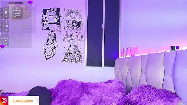 Kuro Vall online show from November 13, 6:40 pm