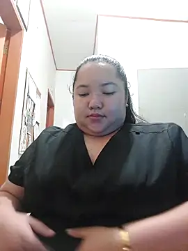 LianaCruzado online show from April 4, 2:54 am