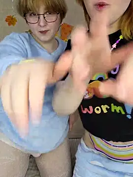 xrixsyx and ricky online show from November 13, 7:18 am