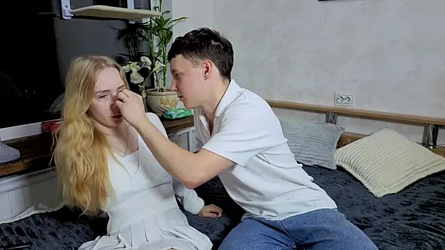 Emily0303 online show from October 8, 3:49 pm