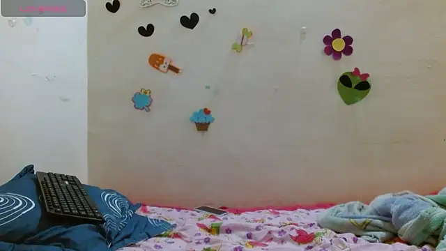 Akasha001 online show from November 29, 11:14 am