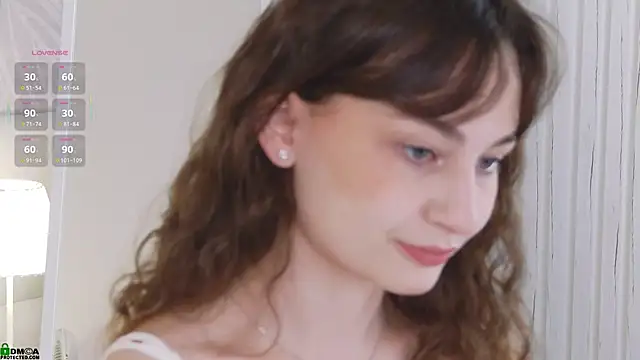 LolaPrise online show from September 11, 1:50 am