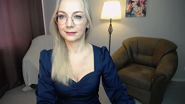 Ava Elior online show from October 3, 10:20 am