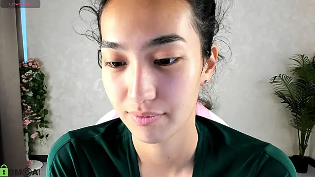 FlirtyAura online show from September 26, 3:48 am