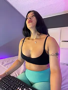 BellaFernandez   online show from March 2, 1:18 pm