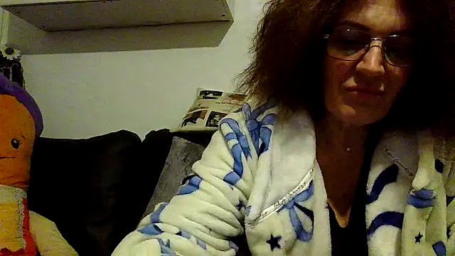 RubyyRosee online show from February 5, 7:00 am