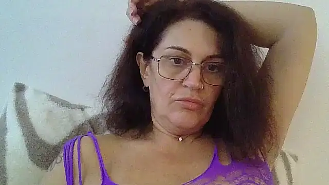 RubyyRosee online show from October 20, 1:47 pm