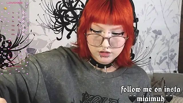 mia  yui online show from September 25, 8:06 pm