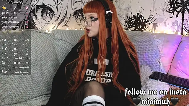 mia  yui online show from April 15, 8:53 pm