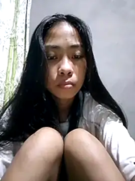 SweetMissPinay18 online show from June 10, 8:07 pm