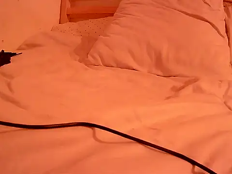 kimTgirl online show from February 1, 7:23 pm