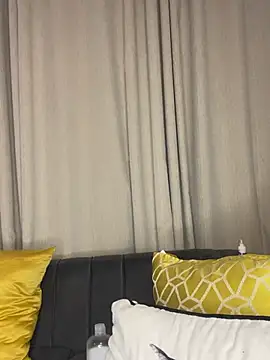 prettydollyy online show from July 8, 10:28 am
