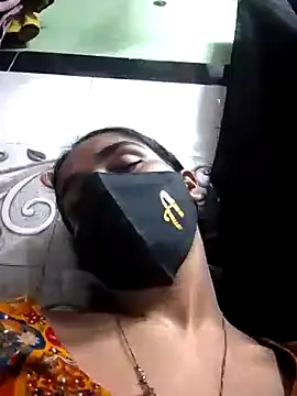 Zoya G online show from October 15, 9:17 pm