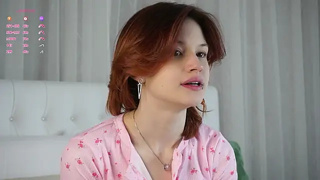 BlytheBenny online show from February 1, 1:04 am