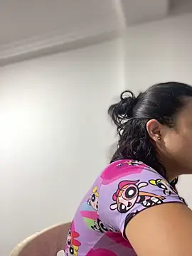 JuanitaMore01 online show from September 26, 1:25 am