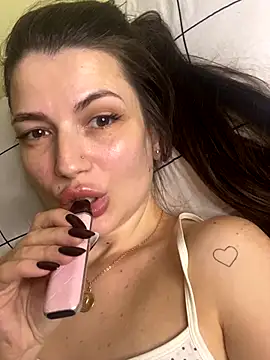 Cute Erika online show from October 26, 5:41 pm