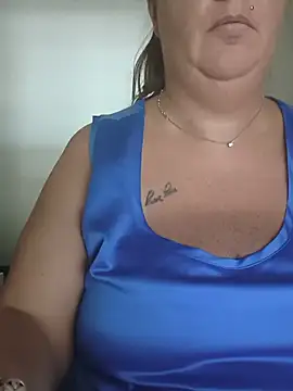 LaReginaNera online show from June 25, 10:51 am