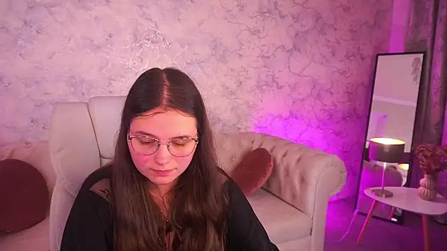 SophieDreamss online show from November 7, 10:58 pm