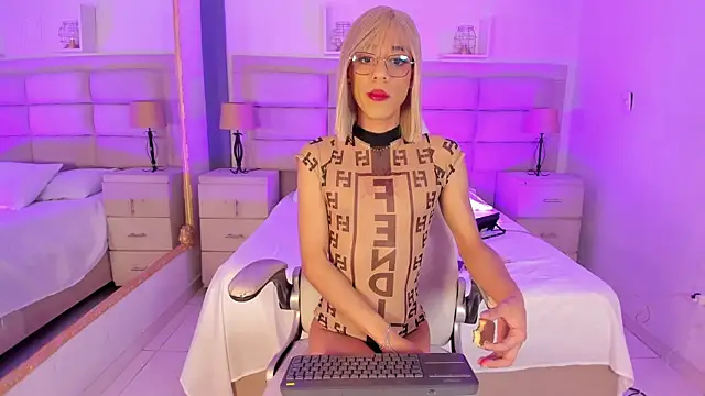 AdharaSweet1  online show from December 21, 7:45 am