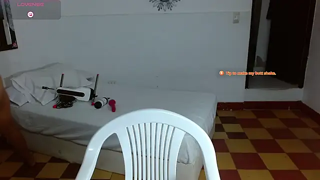 CanelaDeluxe online show from March 3, 3:40 pm