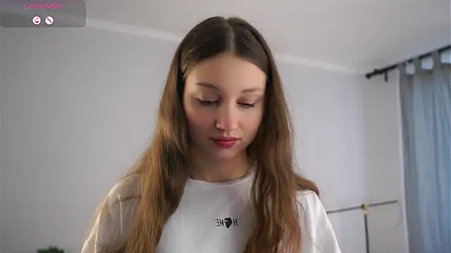 MercBoone online show from April 14, 8:36 am