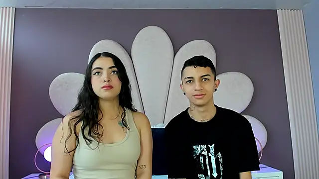 NickandAbby  online show from November 9, 3:30 pm