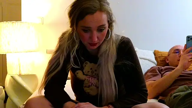 Stellapower online show from November 6, 9:32 pm