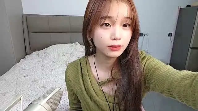 kexin a online show from October 8, 8:29 am