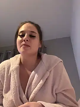 LollyLove  online show from February 19, 9:13 pm