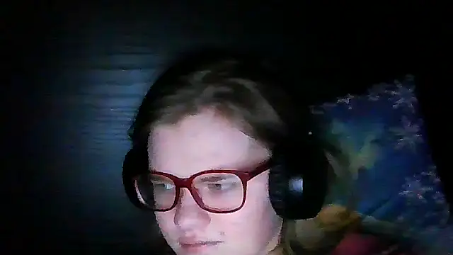 Moonolighta online show from November 7, 4:01 pm