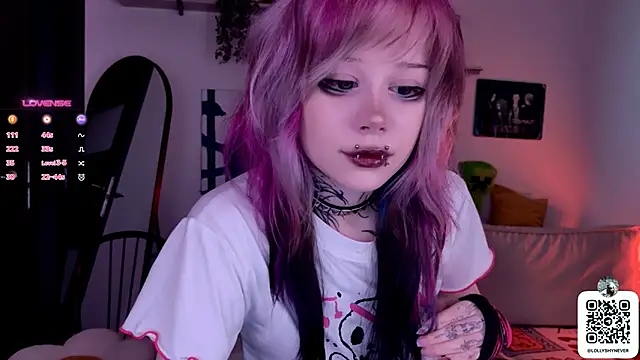 Lollyshy online show from October 3, 10:42 am