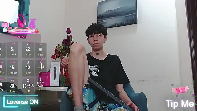 LiamBrown09 online show from February 12, 7:59 pm