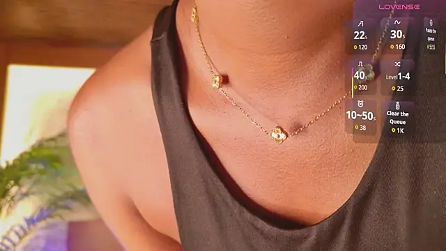 alisonn moon online show from March 30, 10:09 pm