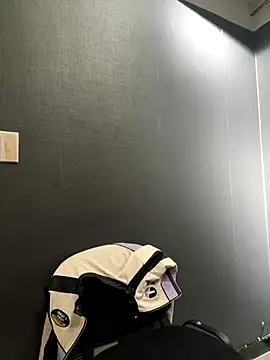 Emily Rivers  online show from October 28, 1:28 pm