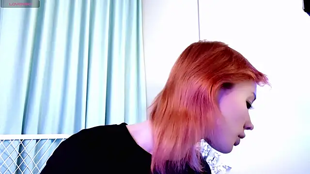 Kiara Dream online show from March 23, 10:05 pm