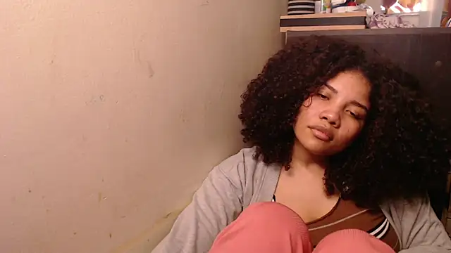 madelene online show from October 22, 4:06 am