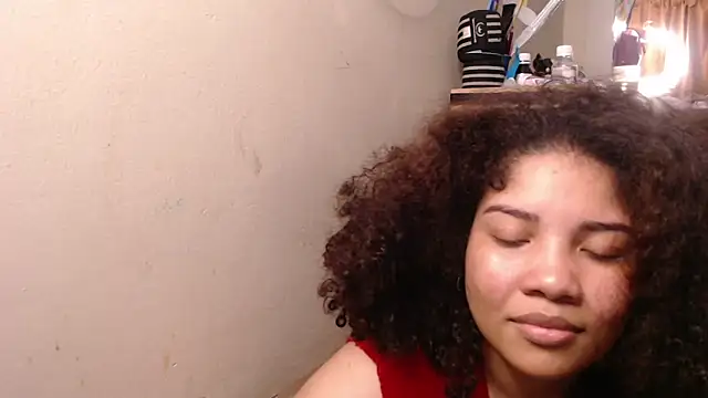 madelene online show from October 20, 3:31 am