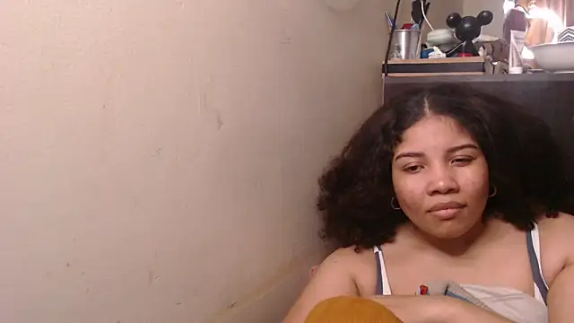 madelene online show from November 8, 4:50 am