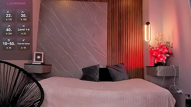 emma  rose1 online show from October 24, 2:29 am