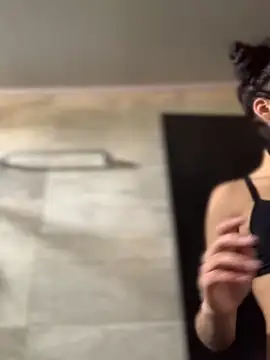 Linda LS online show from September 20, 2:04 pm