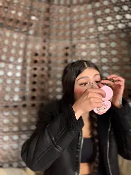 Linda LS online show from October 8, 1:59 pm