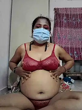 mature mimi online show from September 13, 5:54 pm