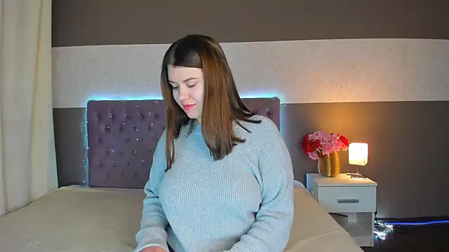 NikkiBustt online show from February 9, 6:37 am