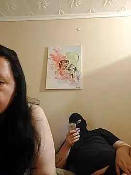 BlacReign online show from September 23, 6:50 pm