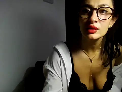 Vanis92 online show from April 27, 4:48 pm