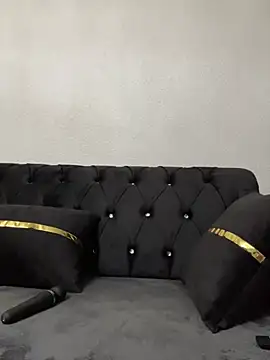 Emilia Mausi online show from March 5, 7:53 pm