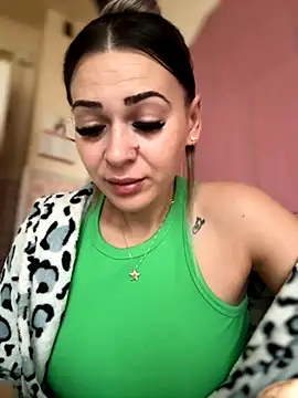 iSelena online show from November 7, 7:03 am