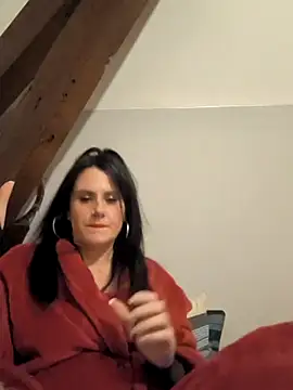 Sosso19squirt online show from December 23, 2:04 am