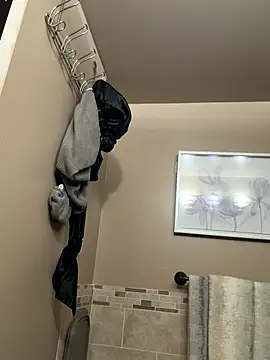 allybluee777 online show from December 5, 4:56 am