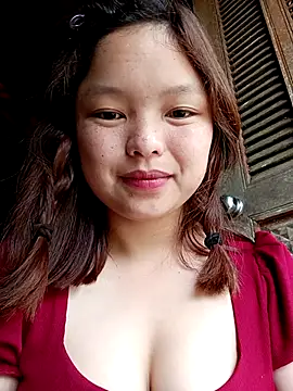 XoiXoi232 online show from October 2, 5:34 am